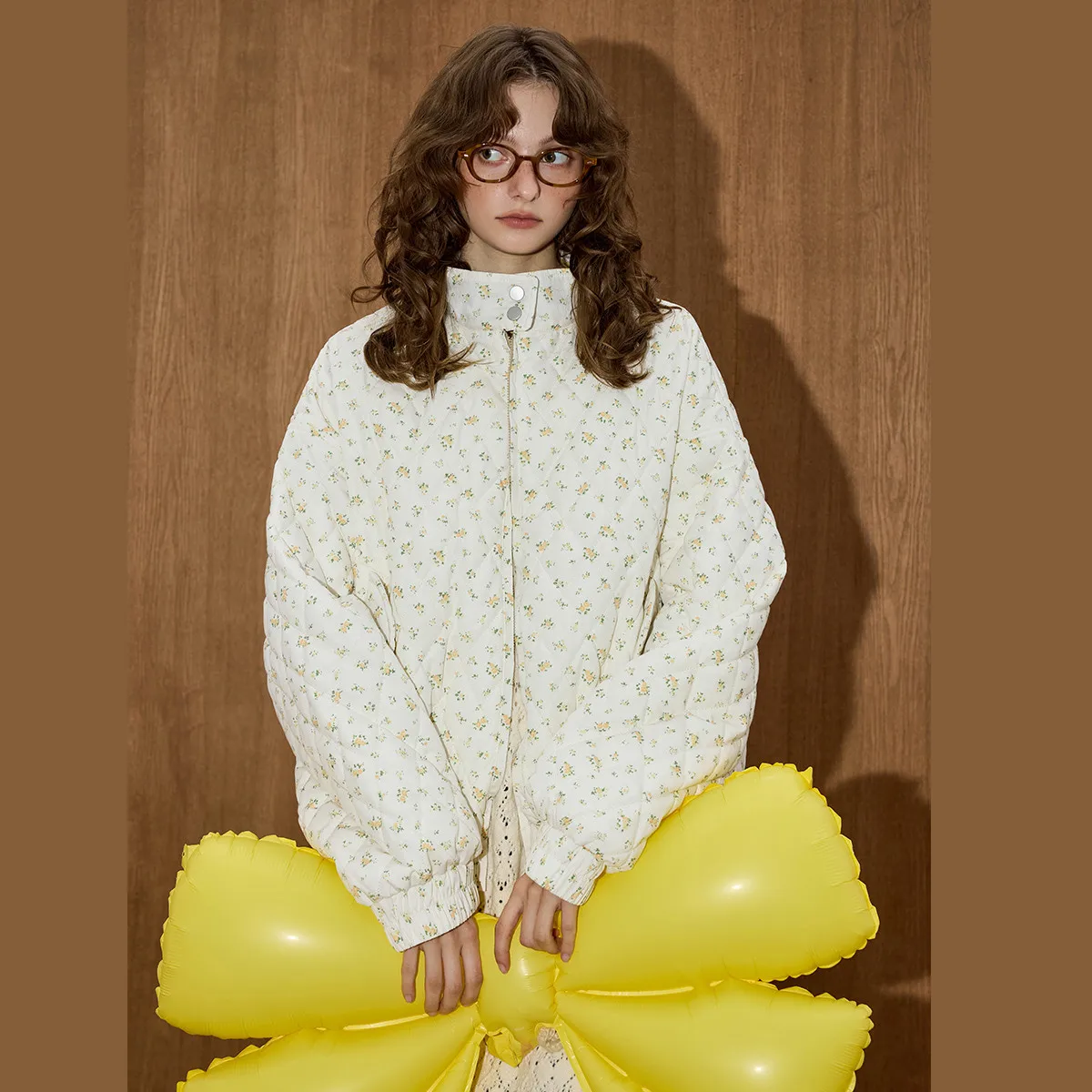 Winter-Damen-Parka mit Blumendruck, herzförmiger Stehkragen, lockere Passform, blühende Jacke, weiche Plüschfüllung, romantisches Lolita