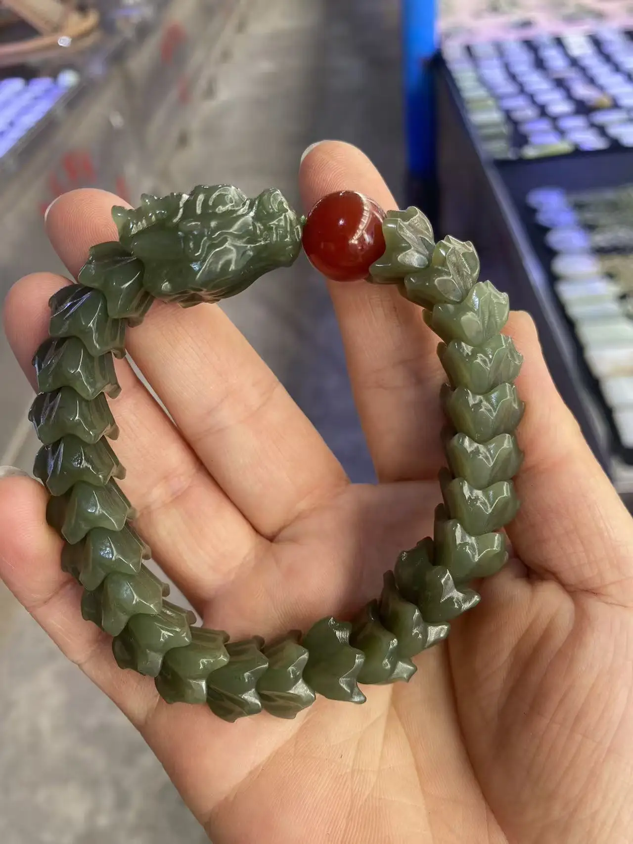 

Natural Hetian Jade Precision carving dragon Bracelet Good quality Nephrite Wealth ornaments Bracelet jewelry jade With certifie