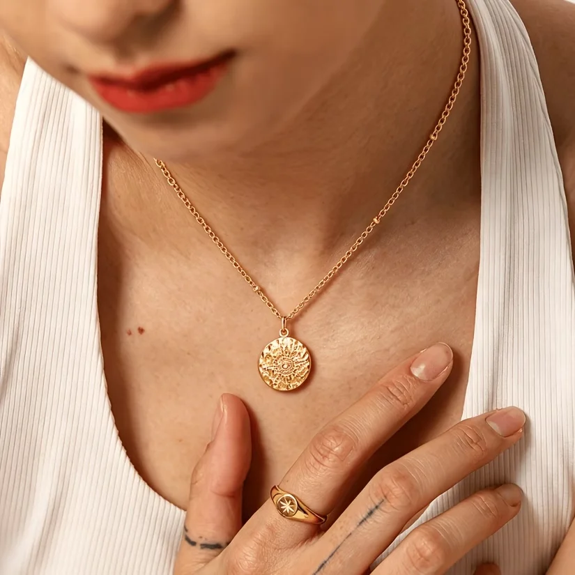 Collier pendentif étoile porte - Birth Flower Necklace avis et prix