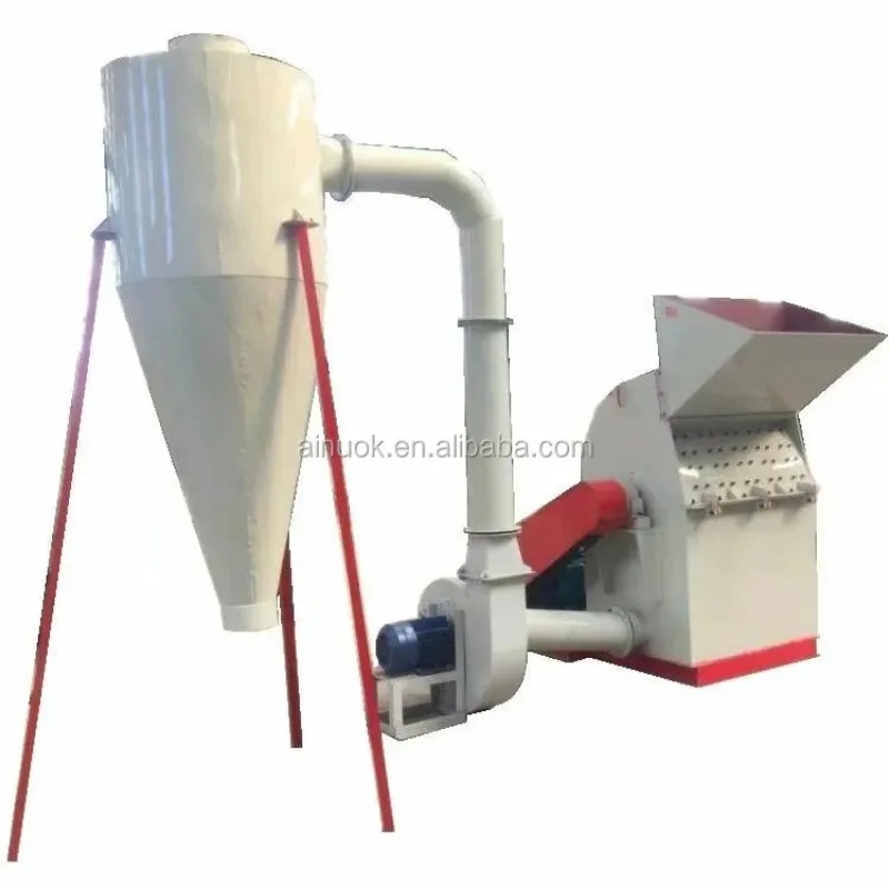 Wood Sawdust Making Machine Small Pulverizer Machine Wood Crusher for Charcoal Making Machine