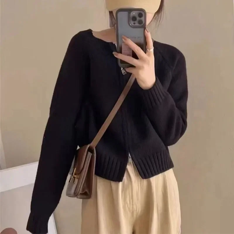 Women Knitted Sweaters Solid Color Autumn Winter Female Zipper Knitwear Loose Long Sleeve Cardigan Korean Style Chic Outerwear