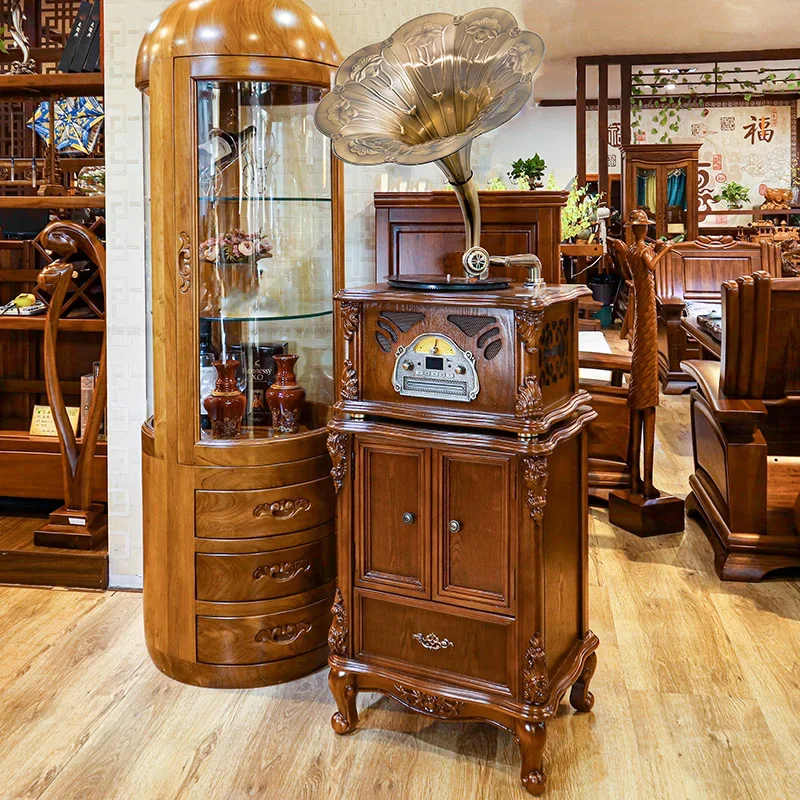 

Phonograph Retro Living Room European Vinyl Record Player