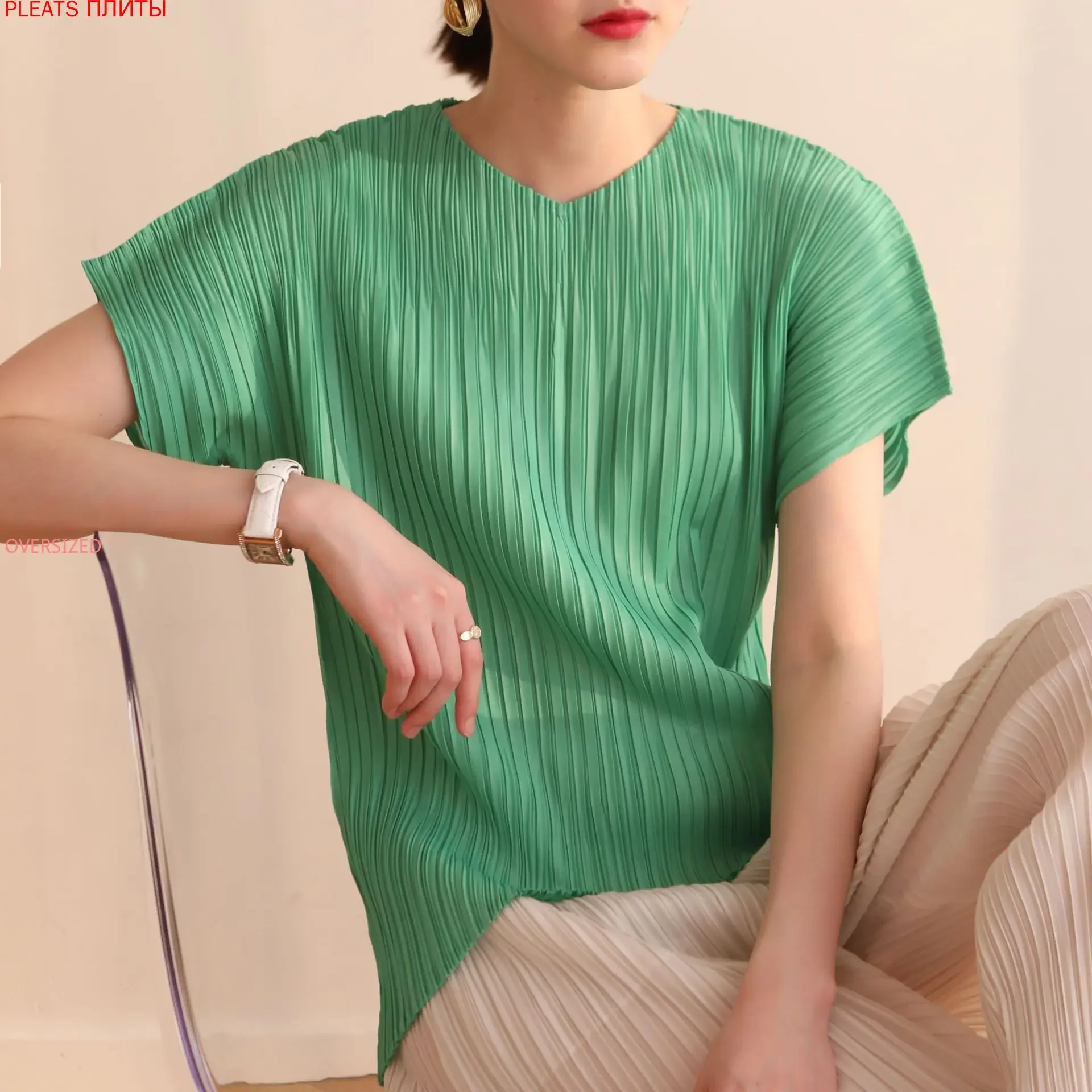 

Summer Miyake Fold Ins Basic V-neck Short-sleeved Retro High-end T-shirt Pleats One Piece Corset Top