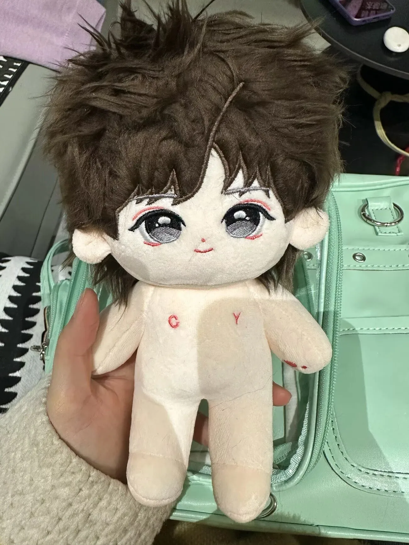 "Cheng Yi's 20cm cotton doll, a premium celebrity plush toy, perfect for holiday gifts and playful occasions." view 3