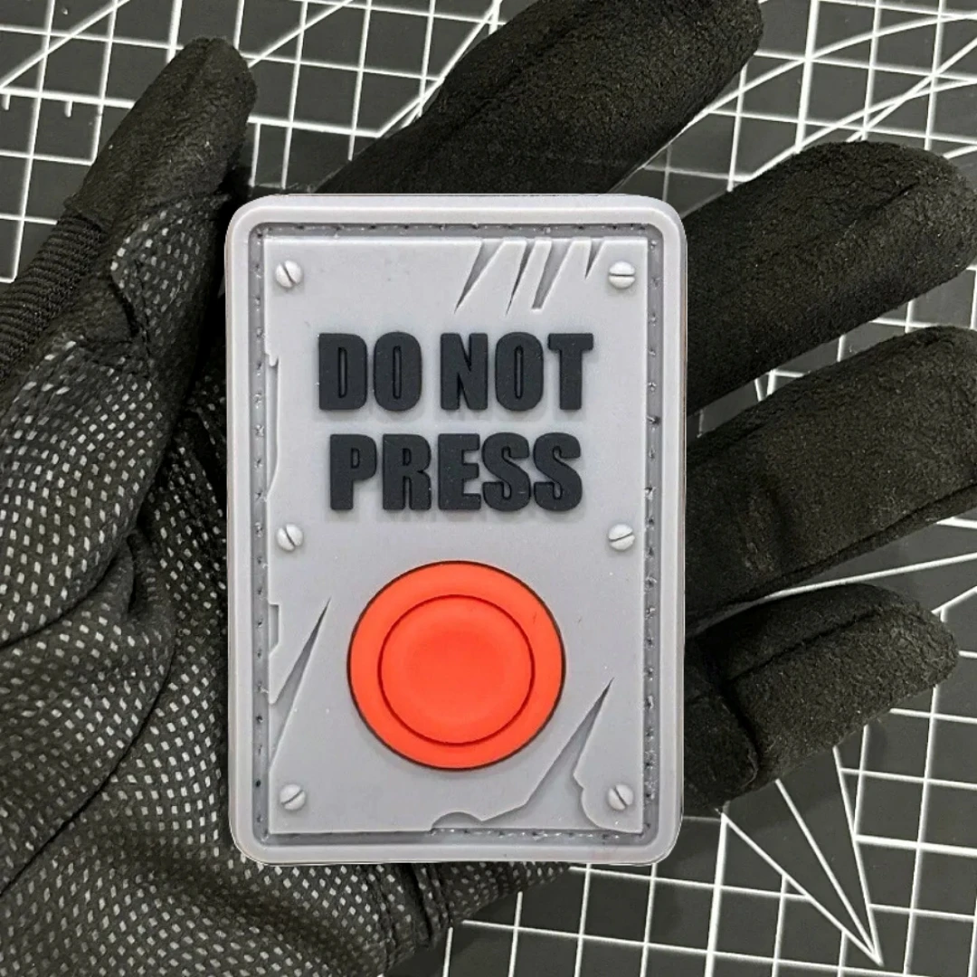 لا ضغط شارة المعنويات المضيئة التكتيكية التصحيح العسكري ثلاثية الأبعاد بقع PVC هوك وحلقة شارة الملابس على ظهره ملصق