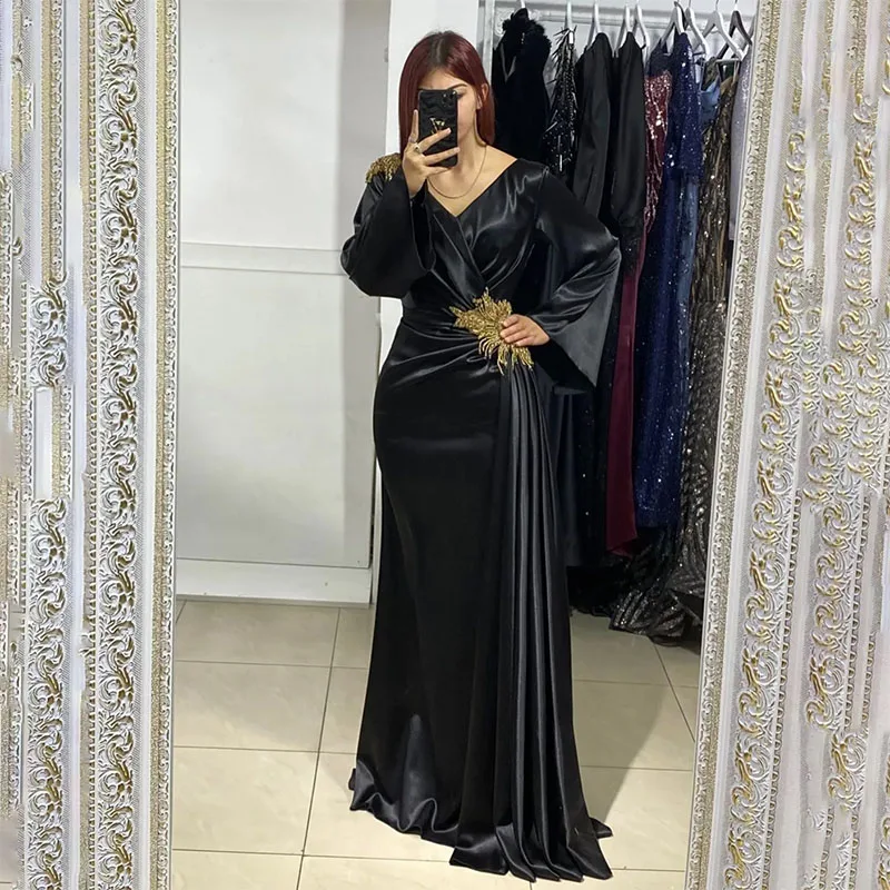 Exquisite Black Muslim Evening Dresses Elegant V Neck Long Sleeves Turkish Kaftan Dress Crystal Beaded Formal Dresses for Women