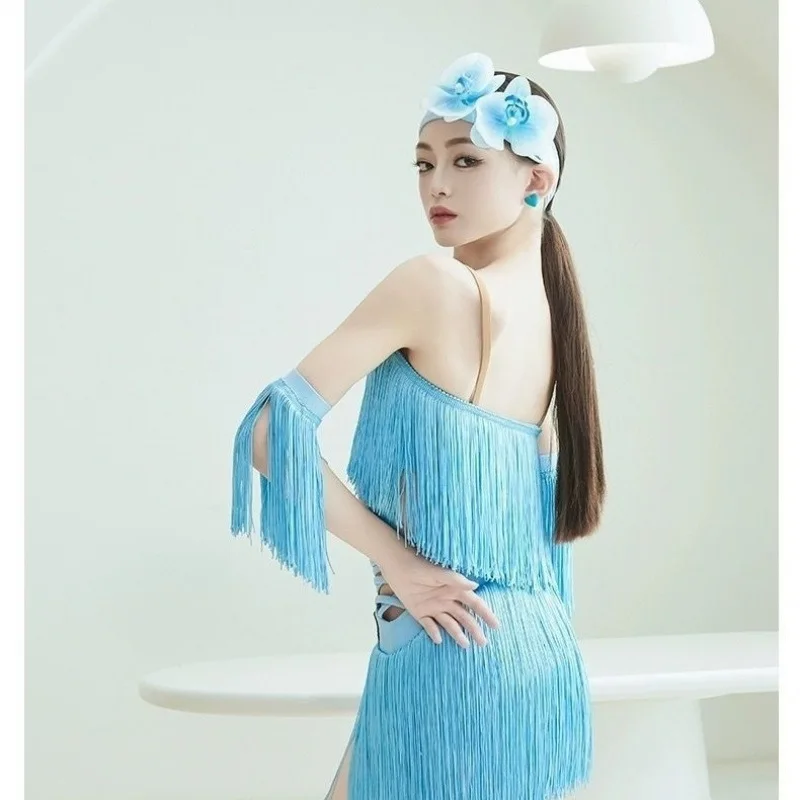 مجموعة ممارسة الرقص اللاتيني - ملابس ممارسة نمط جديد للأطفال والكبار، مريحة للأداء والعرض.