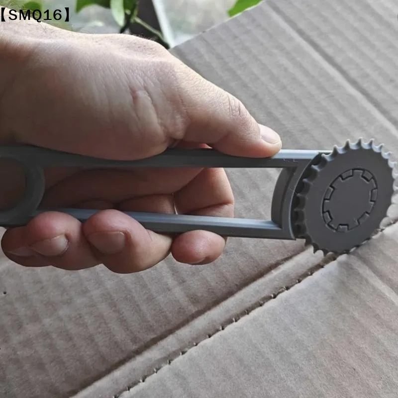 For Fun Handheld Cardboard Box Punch Tool Portable Home Cardboard Box Puncher Punching Tools DIY Craft Packaging Supplies【SMQ】