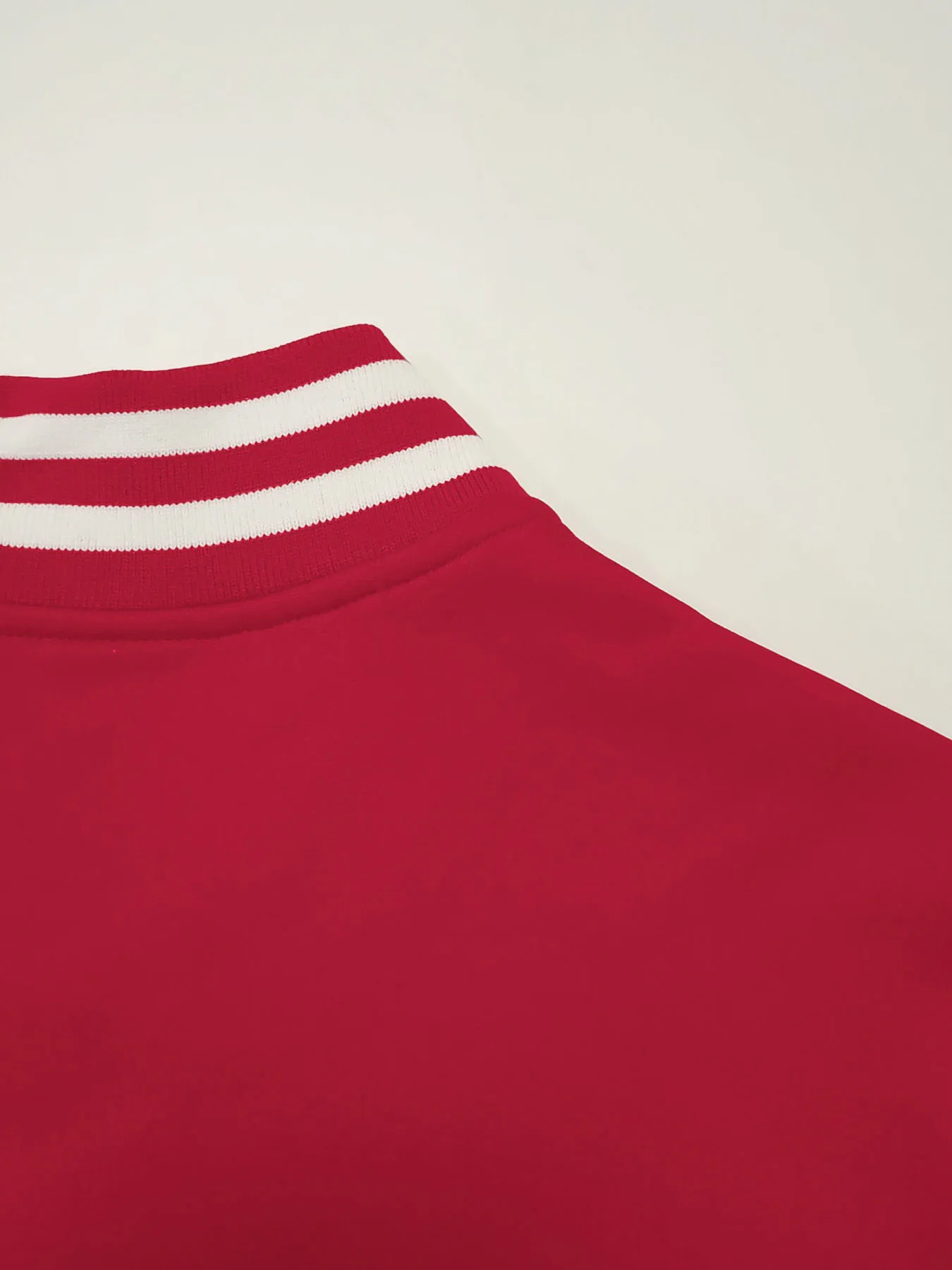 Samt-Baseballjacke, lockere Winter-Damenjacke im amerikanischen College-Stil