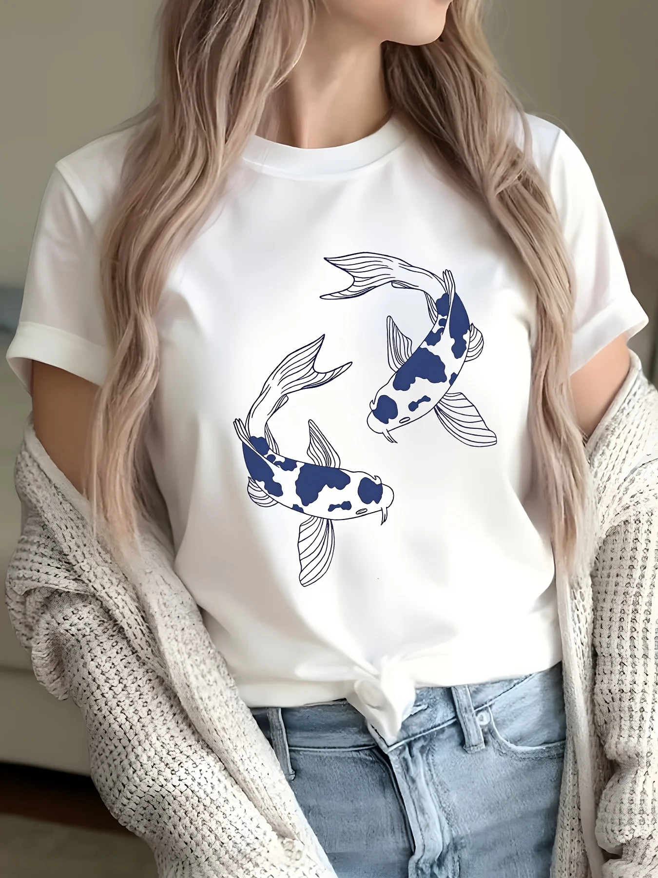 

Футболка с принтом рыбок кои, повседневная одежда, модный топ с круглым вырезом и короткими рукавами, повседневная эстетичная одежда в стиле Харадзюку