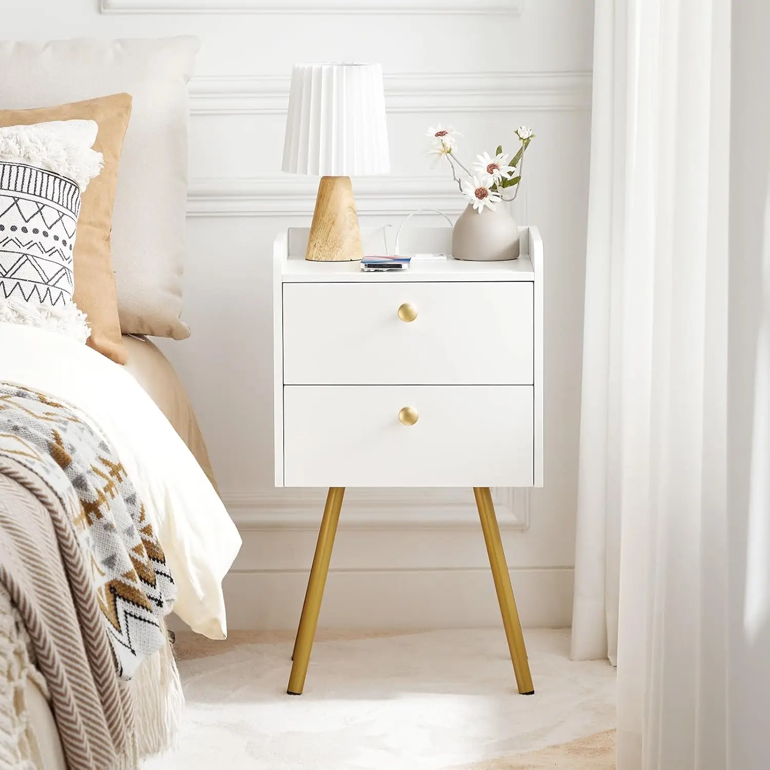 Nightstand with Charging Station, Modern End Table with 2 Drawers, Stylish Sofa Side Table, Multiple Charging Ports, Metal Le