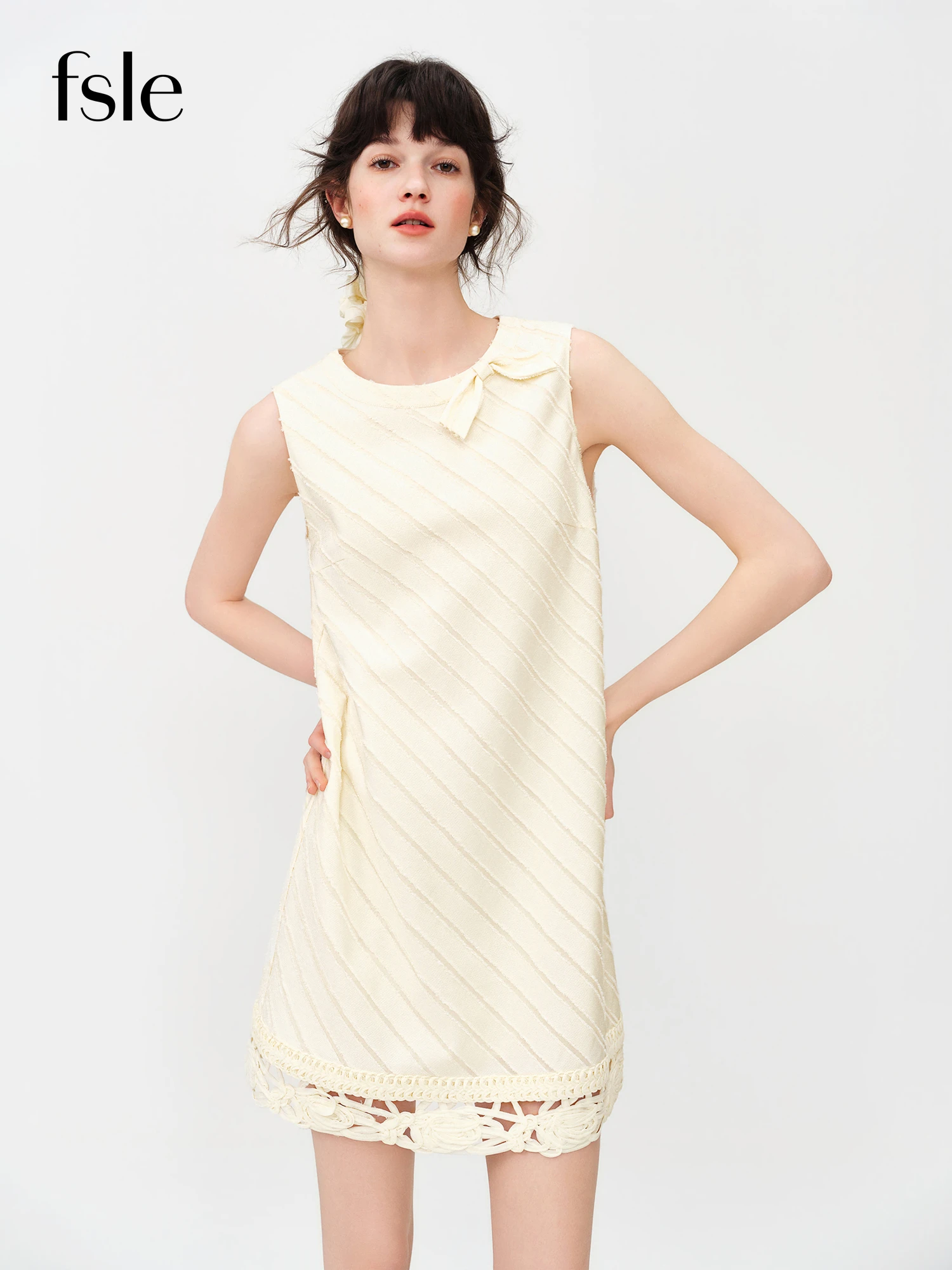 

FSLE 2026 Summer Women's Sleeveless French-Inspired Lace A-Line Dress with Bow Accent - Elegant White Mini Dress for Daily