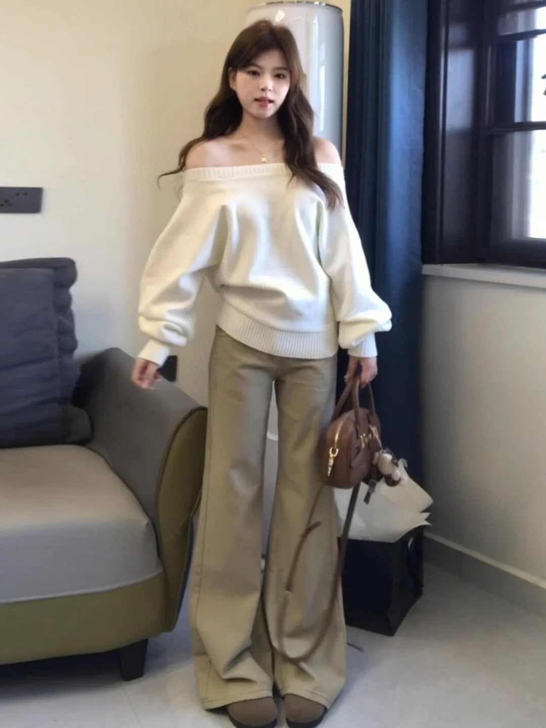 

Ladies' Loose Fit oulder Bared Knitted Sweater Soft Comfortable One oulder Sle Faionable Top for Spring Autumn