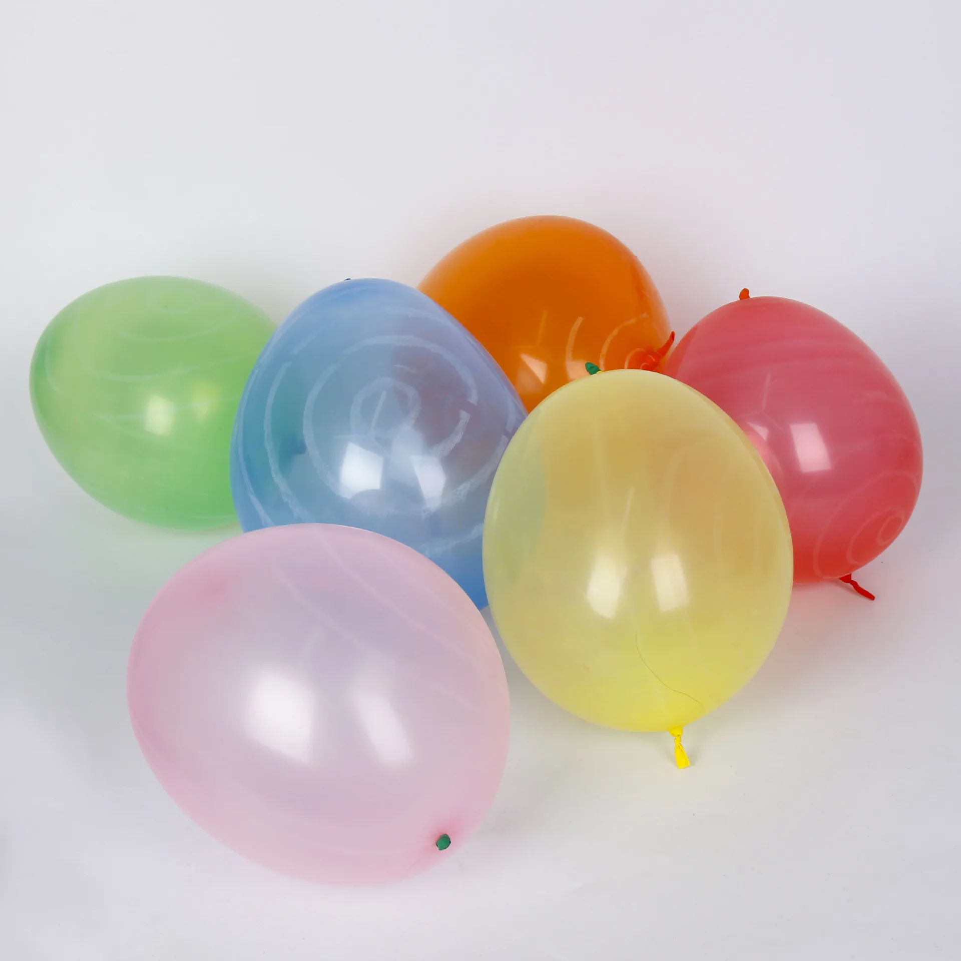 

50pcs Factory Direct 1.3 Grams of Rotating Balloons for Children's Birthday Party Toys Rotating Balloons Wholesale