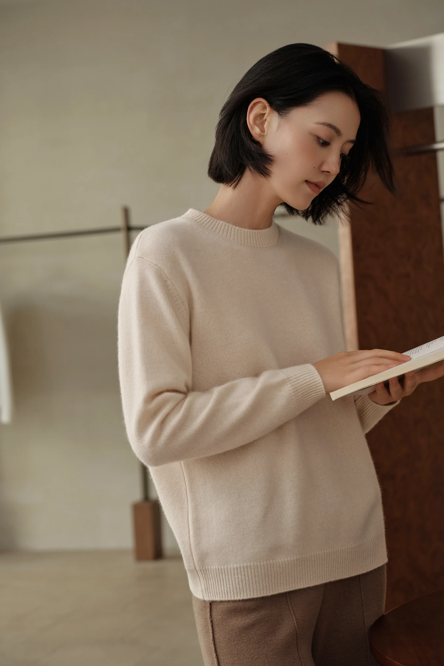 

Women's Basic O-neck Pullover 100% Cashmere Sweater Long Sleeve Knitwear for Autumn Winter Female Top Fashion Comfortable Warm