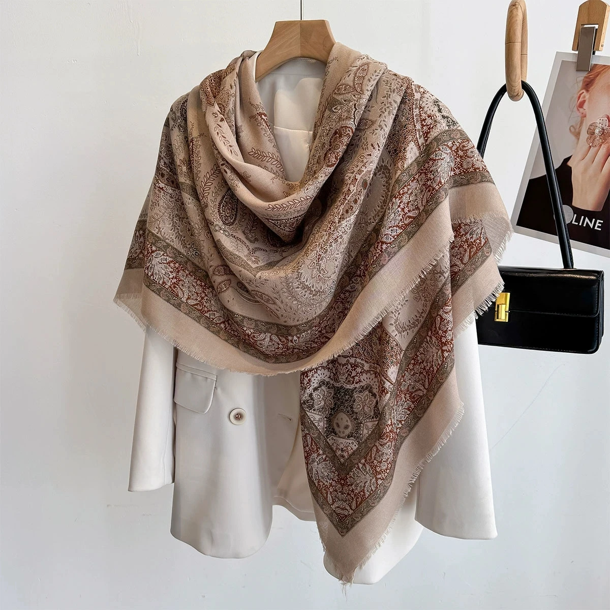 

Women Retro Large Square Scarf 130x130cm Ethnic Style Cashew Flower Printed Scarf Tourism Air-conditioned Shawl Female Foulards