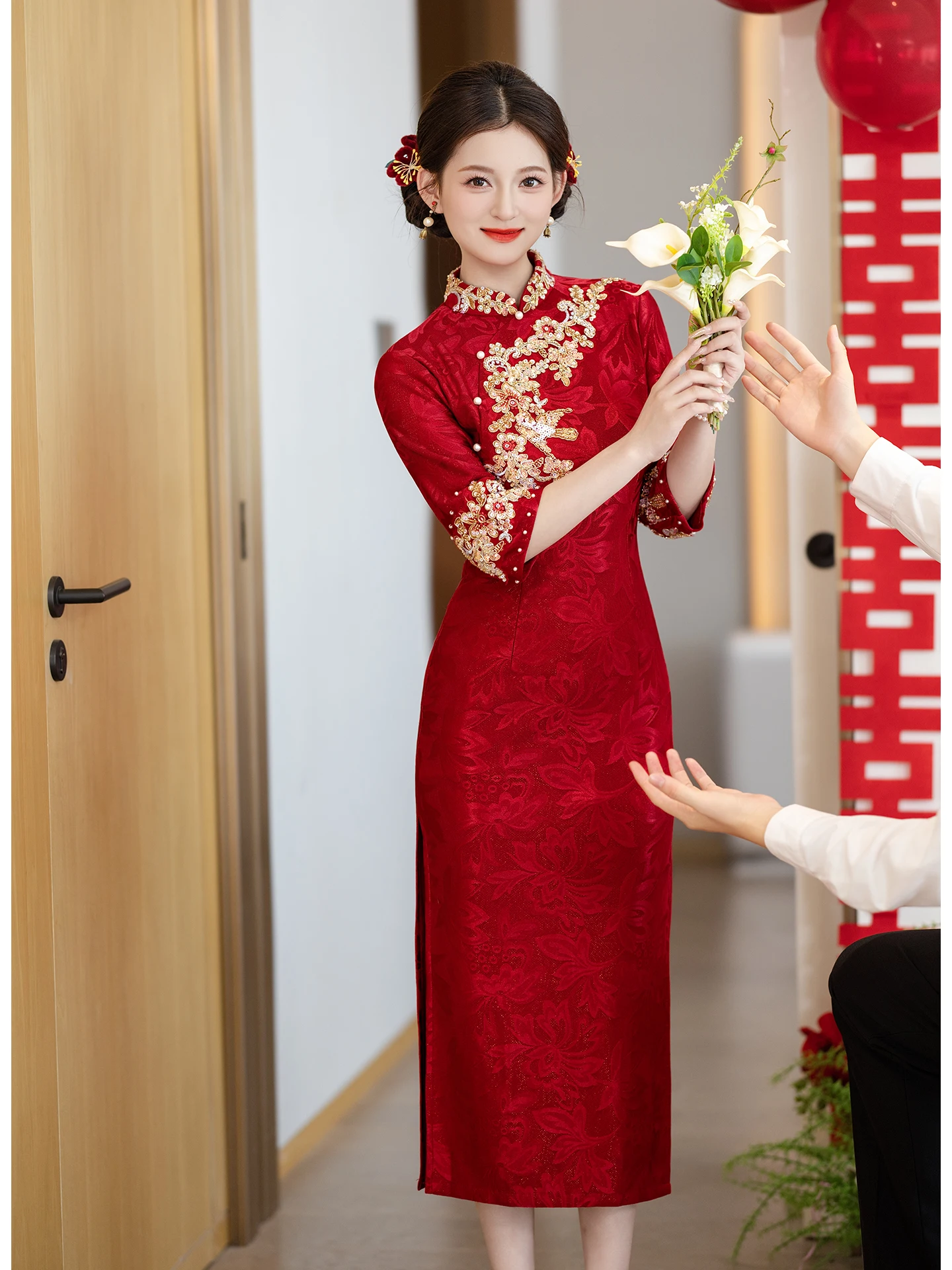 

Red Engagement And Wedding Dr Long Sve Chinese Sle Mid-Length Gown High Slit Polyester And Spandex Blend