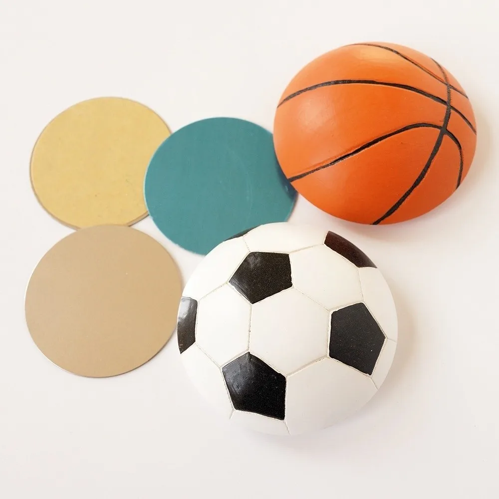 Creative Football Wooden Bottle Opener Basketball Baseball Sports Series Fridge Magnet Round Tennis Magnetic Cap Remover Kitchen