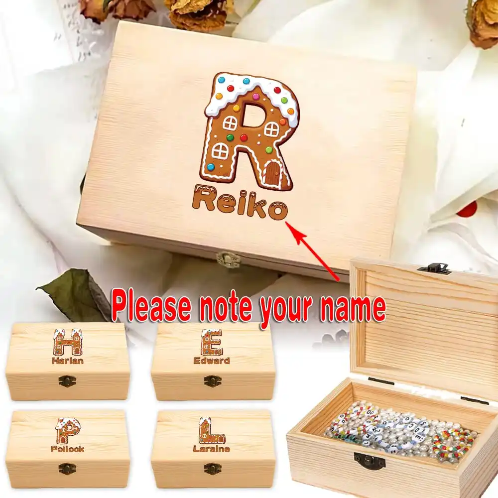 

Customized Name Vintage Wooden Storage Box Jewelry Ring Display Case Desktop Treasure Chest Gingerbread Pattern Christmas Gift