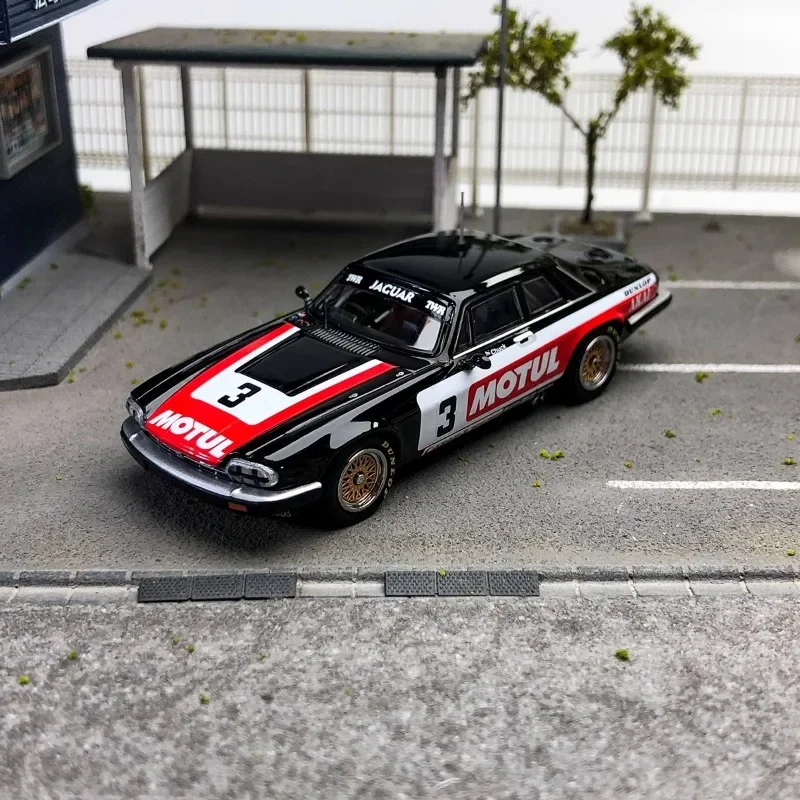 INNO-JAGUAR XJ-S twr #3合金シミュレーションモデル、装飾玩具の子供コレクション、ホリデーギフト、1:64