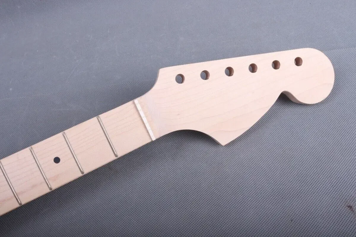 

Yinfente Electric Guitar Neck 21Fret Maple Head Fretboard CBS Big Head 25.5 Inch Dots Inlay Bolt on Heel Unfinished Guitar Parts