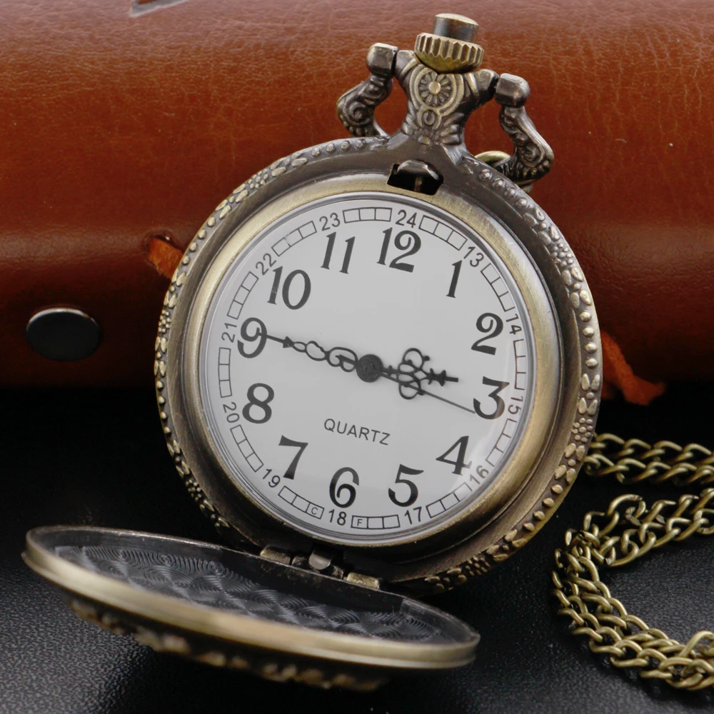 College Magic Pendant Bronze Time Quartz Pocket Watch Necklace Clock Justice Magic Undead Bird Noble Badge Men Women clock Gift