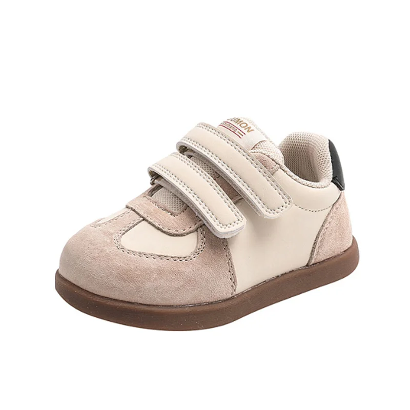 2024 nuove scarpe per bambini in pelle traspirante scarpe Casual per bambini antiscivolo moda bambino ragazze ragazzi Sneakers EU 22-30