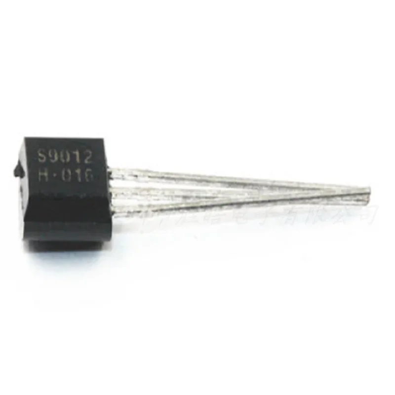 (50 PZ) NUOVO TO-92 S9011 / S9012 / S9013 / S9014 / S9015 / S9018 Triodo a spina diritta