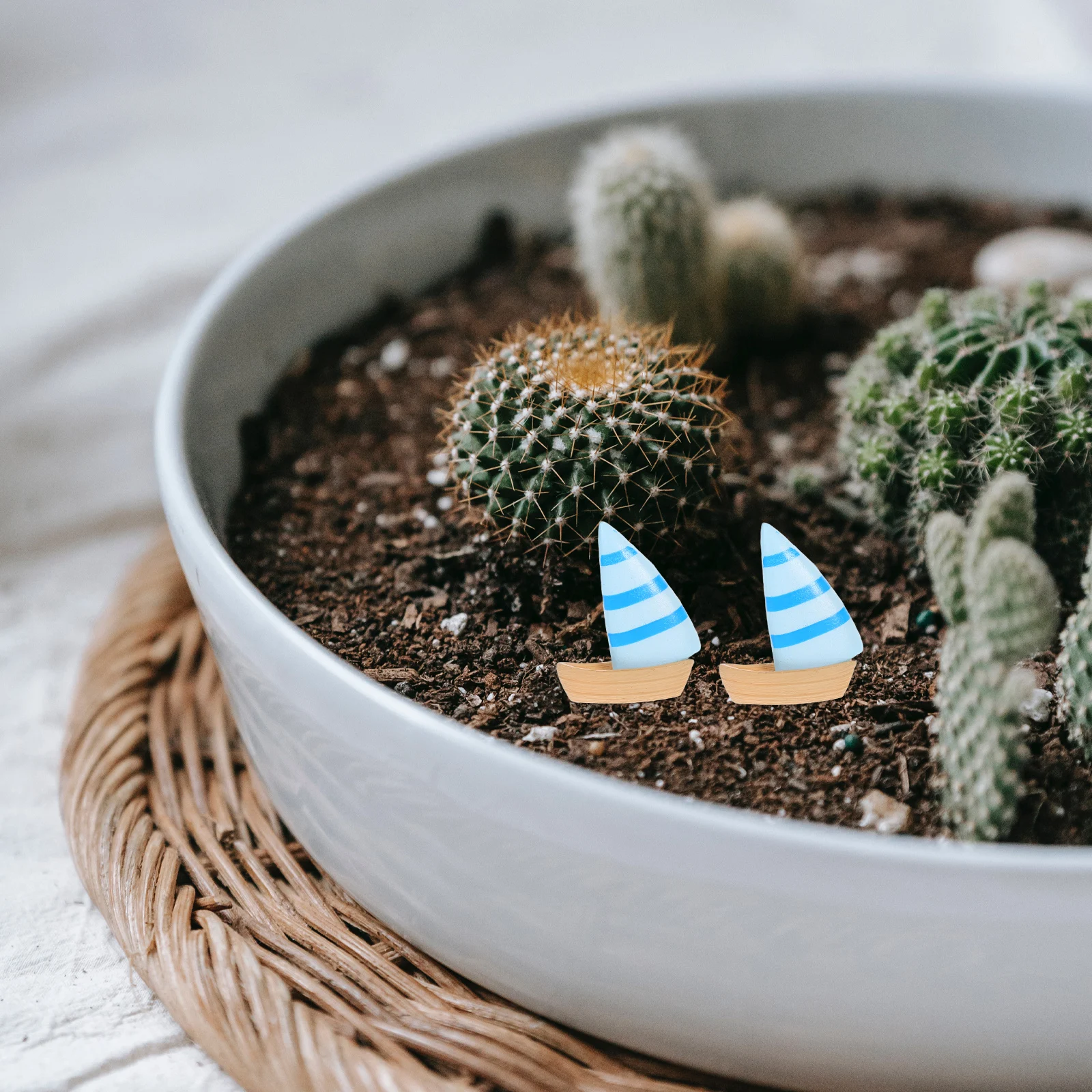 10Pcs Miniature Sailboat Decorative Ornament Lightweight Plastic Garden Pond Accessories Realistic Micro Landscape Desktop Table