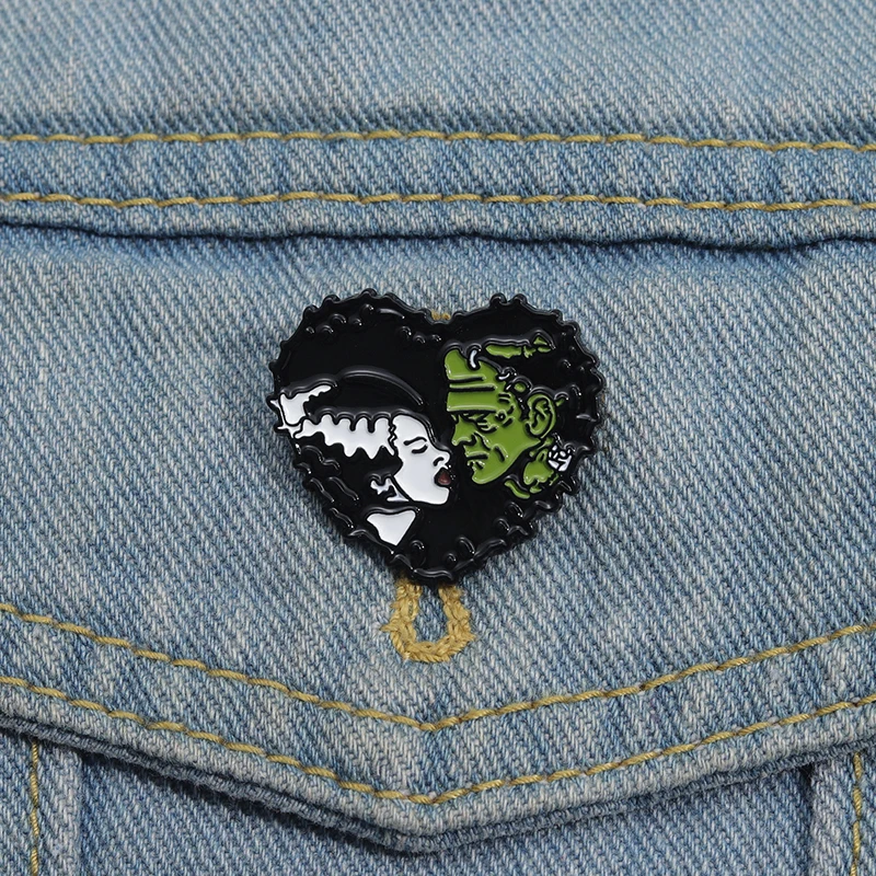 Horror Heart Shape Enamel Pins Custom Doctor Devil and His Wife Brooches Lapel Badges Punk Gothic Jewelry Gift for Kids Friends