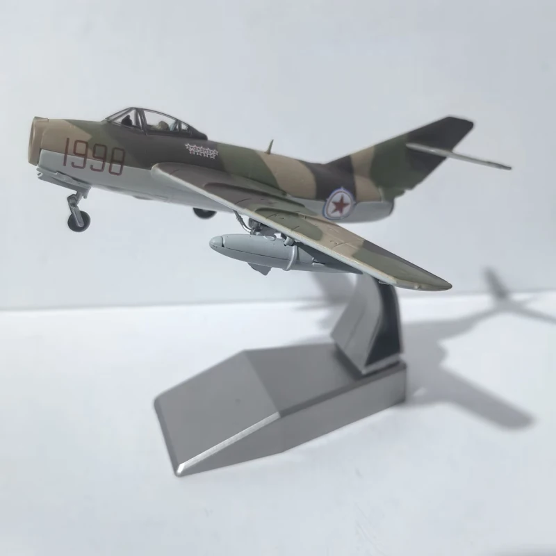 JASON TUTU Diecast Metal 1/72 Scale Mikoyan MiG-15 Supersonic Jet Fighter Military Model Airplane Collect Gift