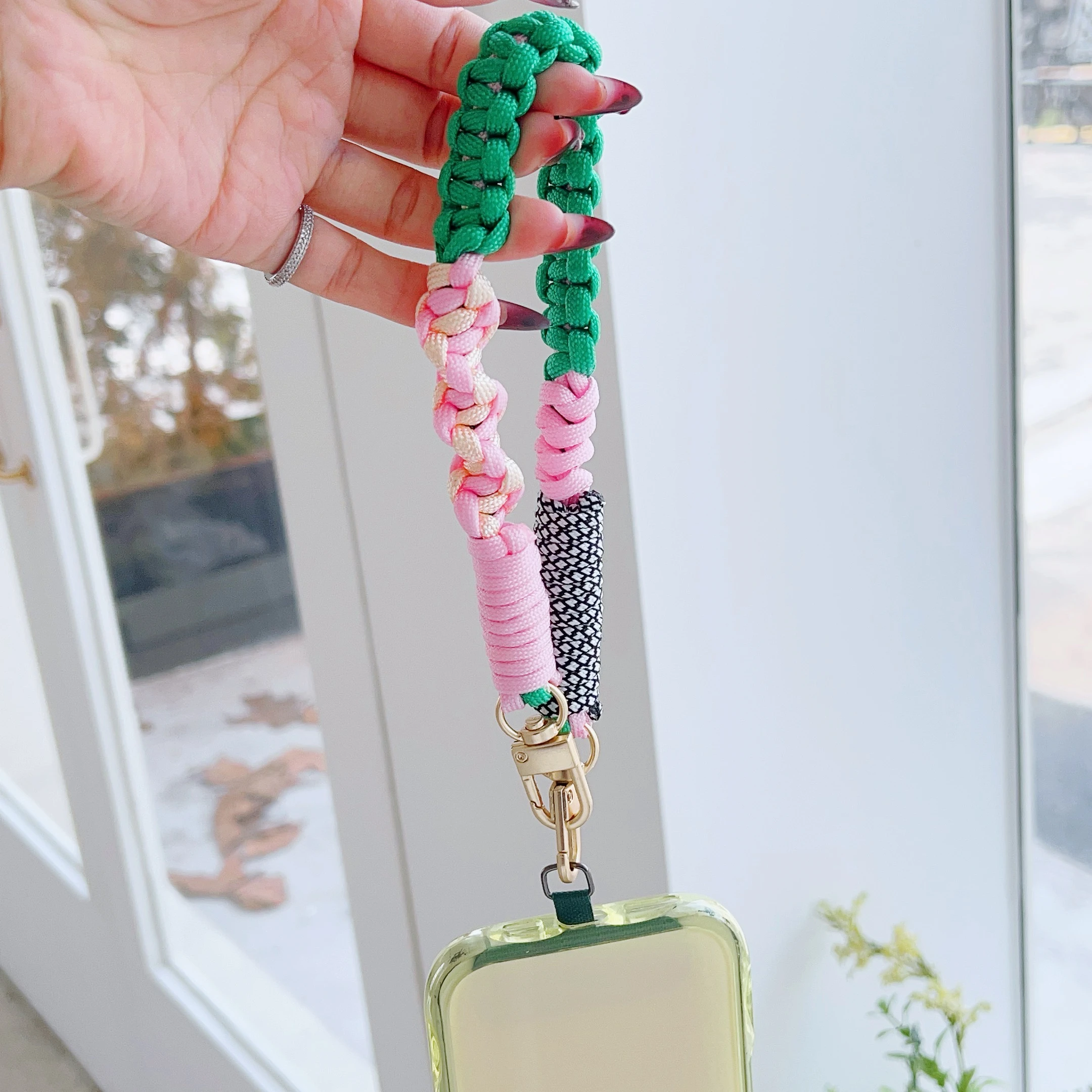 

New Upgrade Pure Hand Thick Braided Rope Short Mobile Phone Lanyard Fashion Creative Wrist Strap Strong New Outdoor Chain