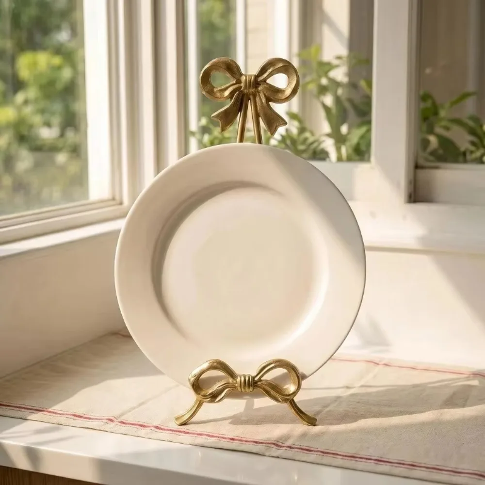 French Vintage Bow‑knot Metal Display Stand Matte Cookbook Recipe Holder for Sideboard Mantel Kitchen Tabletop Home Decor