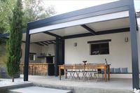 Intelligent Auto-Adjusting Aluminum Pergola Weather-Responsive Bioclimatic Pavilion Roof with Rain Sensor for Patio Terrace