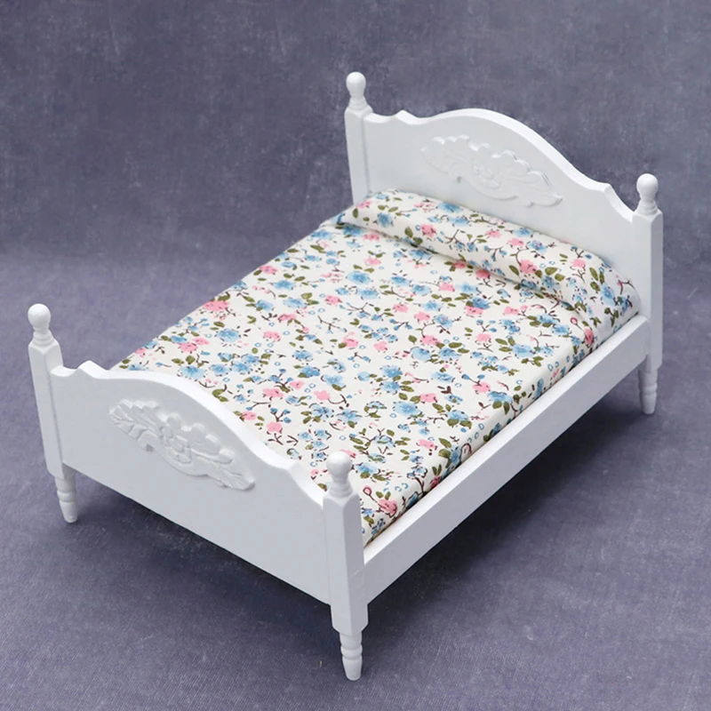 1:12 Dollhouse Miniature European Double Bed Model Furniture Accessory For Doll House Bedroom Decor Kids Pretend Play Toys Gift