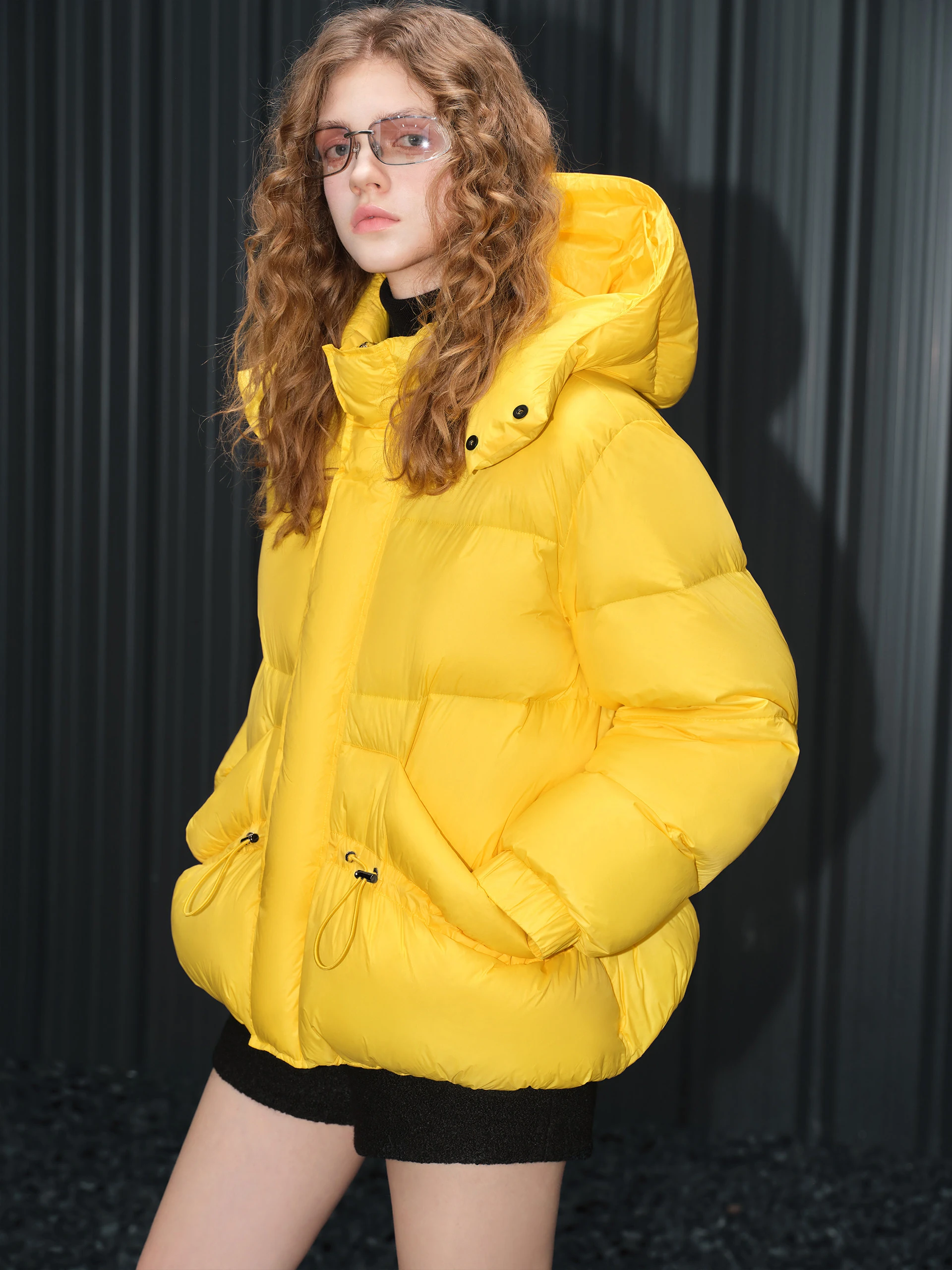 

Yellow Hooded down Jacket Women's Loose Warmth Outerwear 2025 Winter New Style Windproof Street Style White Duck down Filling