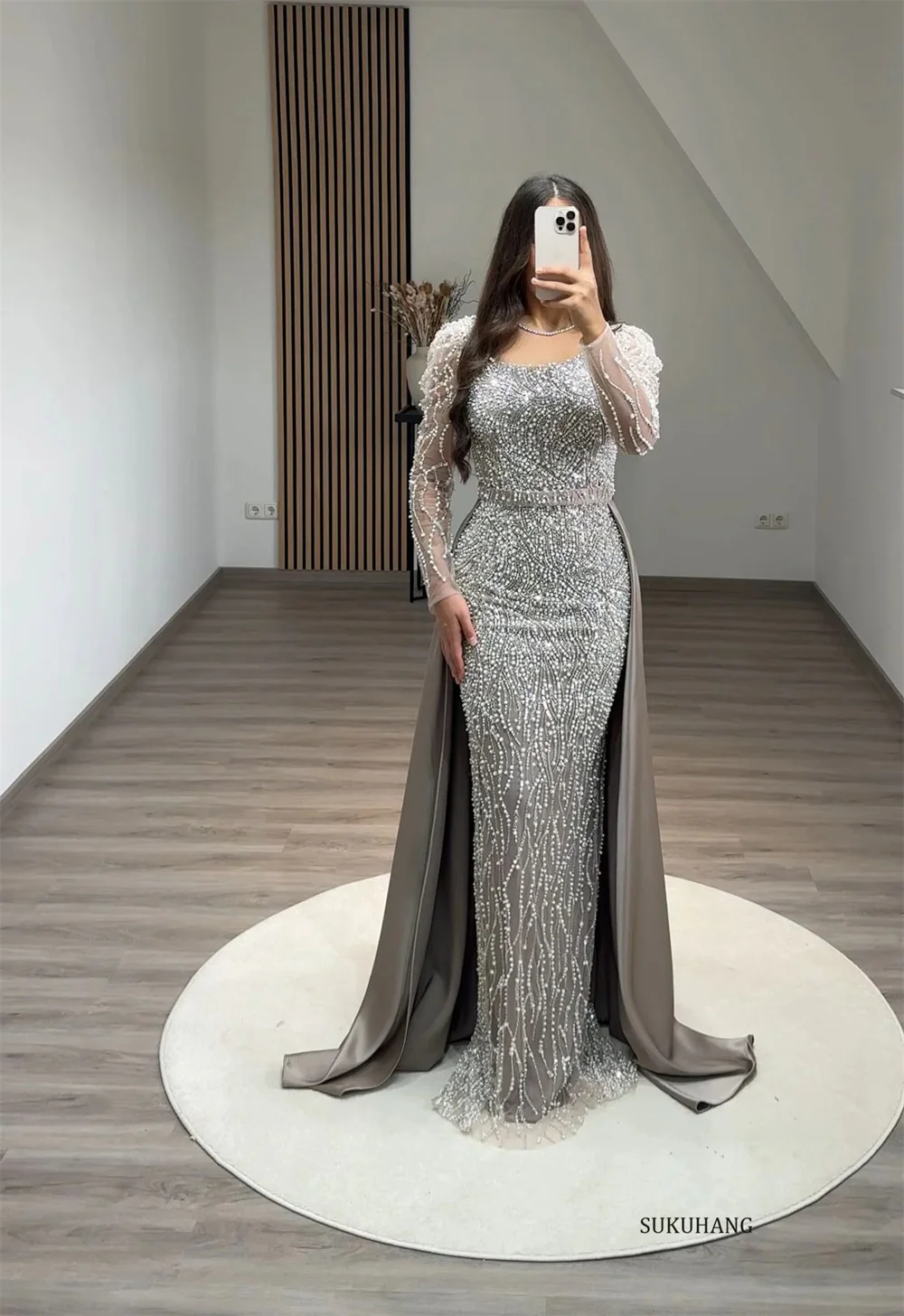 Sukuhang luxo árabe tira frisado vestido de noite com manga longa dubai feminino vestidos de festa de casamento personalizado