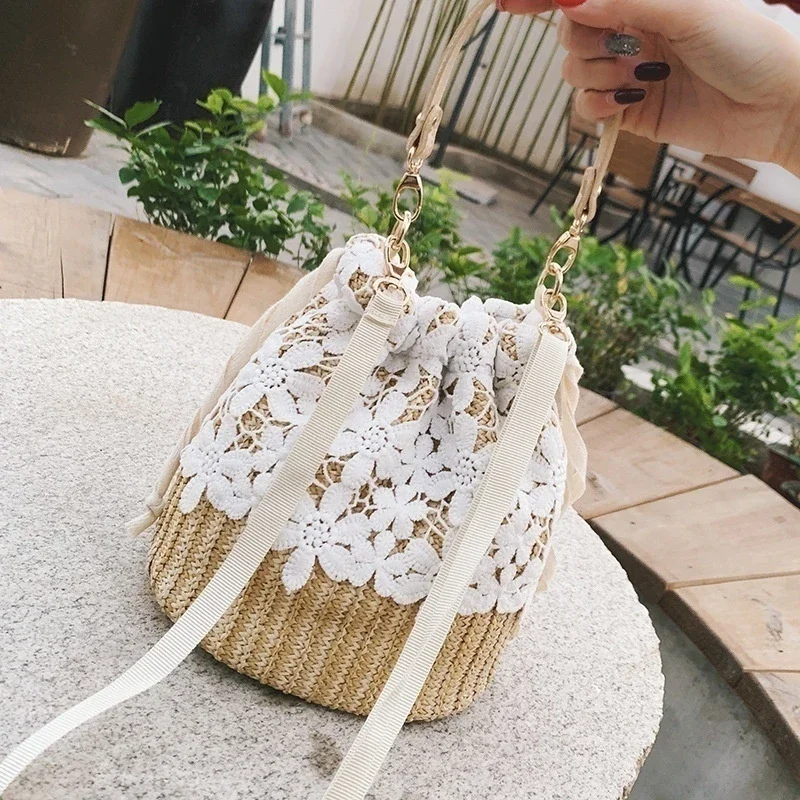 New Straw Plaited Article Women Lace Bucket Bag Causal Holiday Beach Bag Elegant Lace Staw Bag Shoulder Crossbody Bag 2023