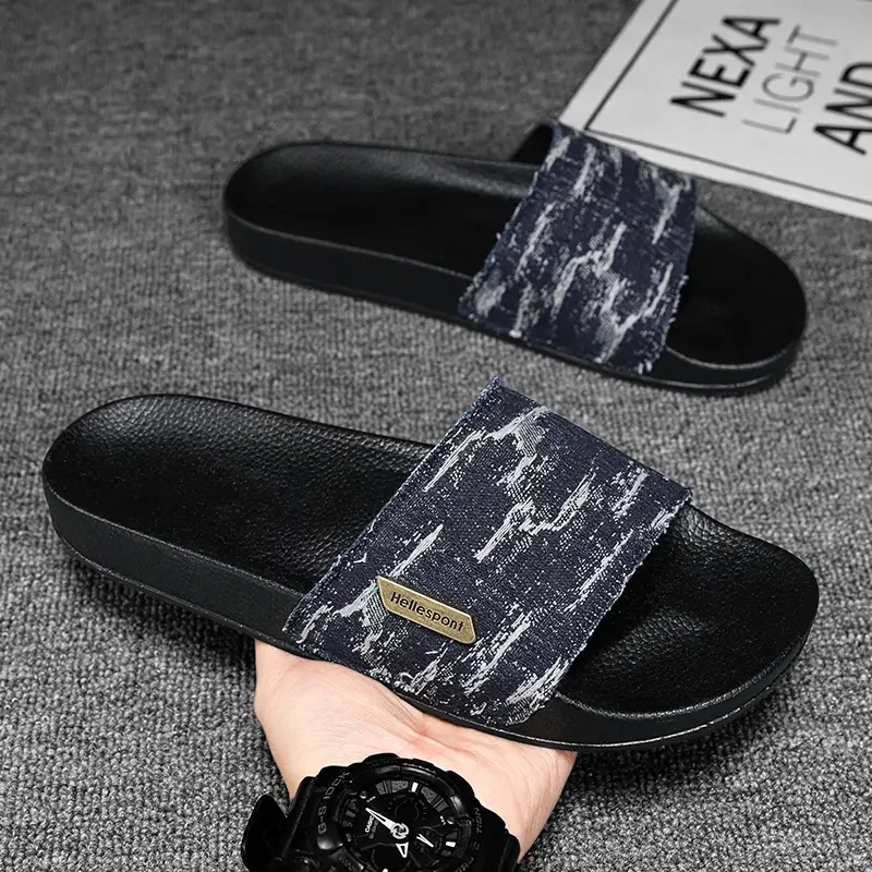 

Smooth Upper Design Unisex Summer Slippers Flat Casual Anti Slip Student Daily Commute Walking Shoes