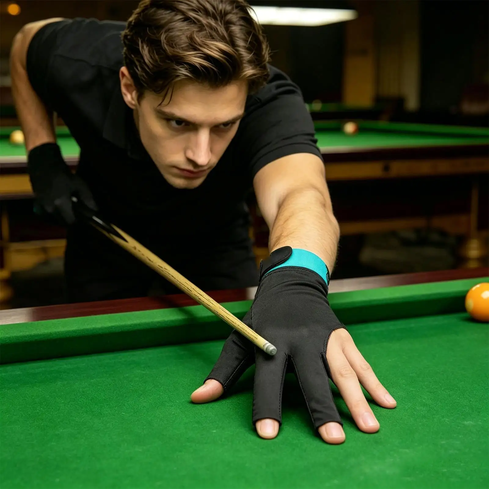 Pool Glove 3-Finger Anti-Slip Sports Accessories Billiard Pool Hand Cue Gloves For Adults Men Beginner Hall Tournament Game Room view 3