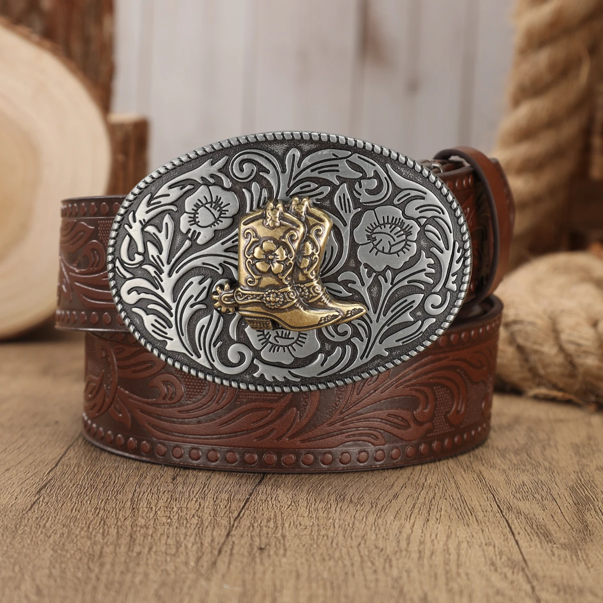 A Western-style Denim Belt in Retro Style - Made of PU Material - Suitable for Both Men and Women - Pairs Well with Jeans