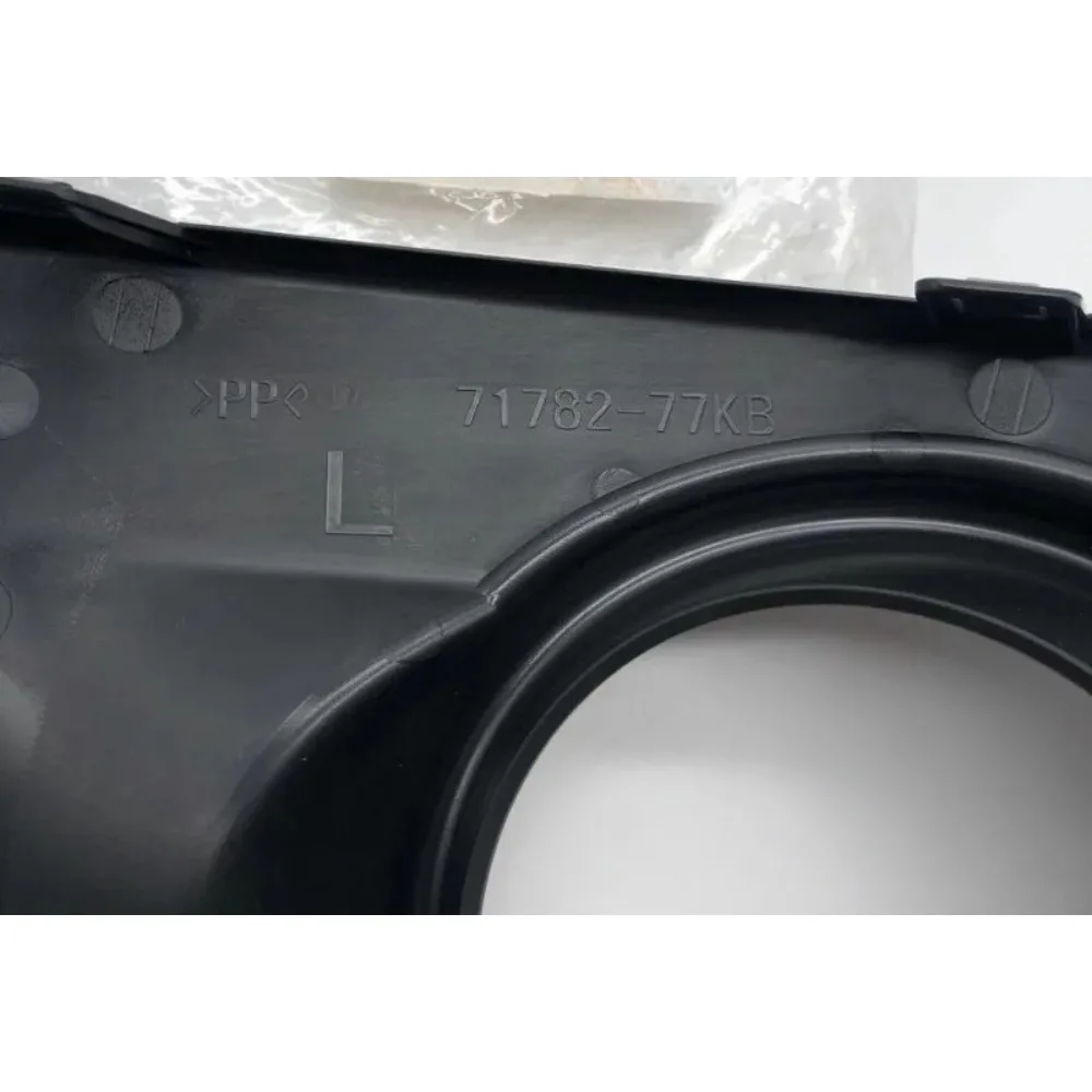 LH RH 7178277KB05PK Genuine Accessories Fog Lamp Bezel Bumper Bar Anti-fog Light Cover Left Right for Suzuki Grand Vitara 2012- view 3