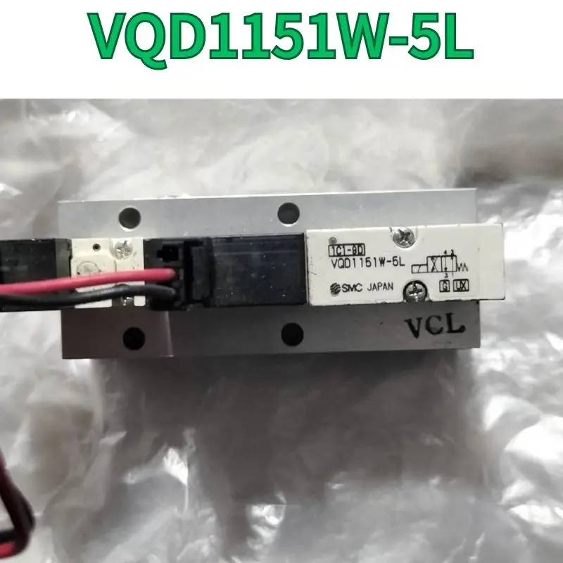 

second-hand VQD1151W-5L solenoid valve test OK Fast Shipping