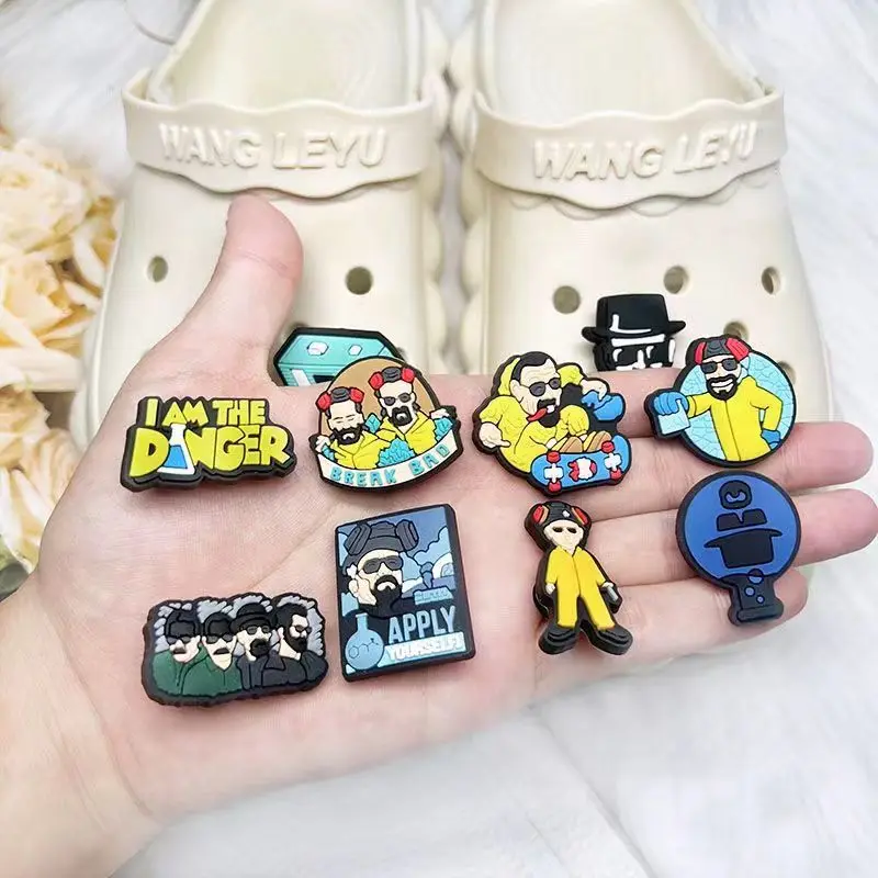 10pcs 2-3cm Cartoon breaking Heisenberg figure soft Shoe pin beans Charms Sandals Accessories Croc Jeans bad white джибитсы для