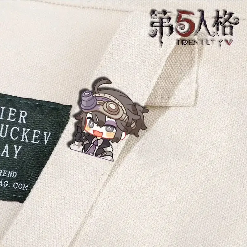 Anime Brooch Women Creative Identity V Figure Shirt Pin Fashion Couples Exquisite High Quality Metal Cute Broches Birthday Gift
