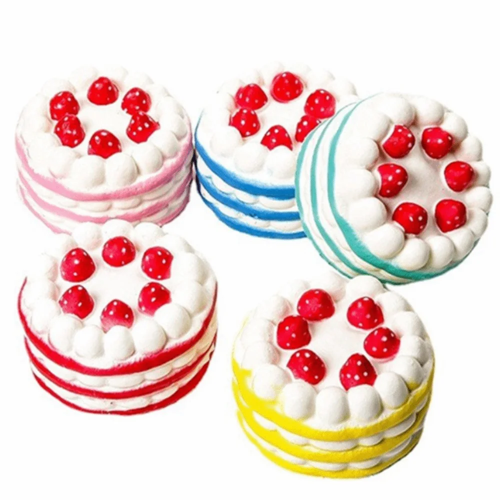 Color Random Simulation Food Toy Strawberry Cake Design Jumbo Size Stress Relief PU Material Slow Rebound Function