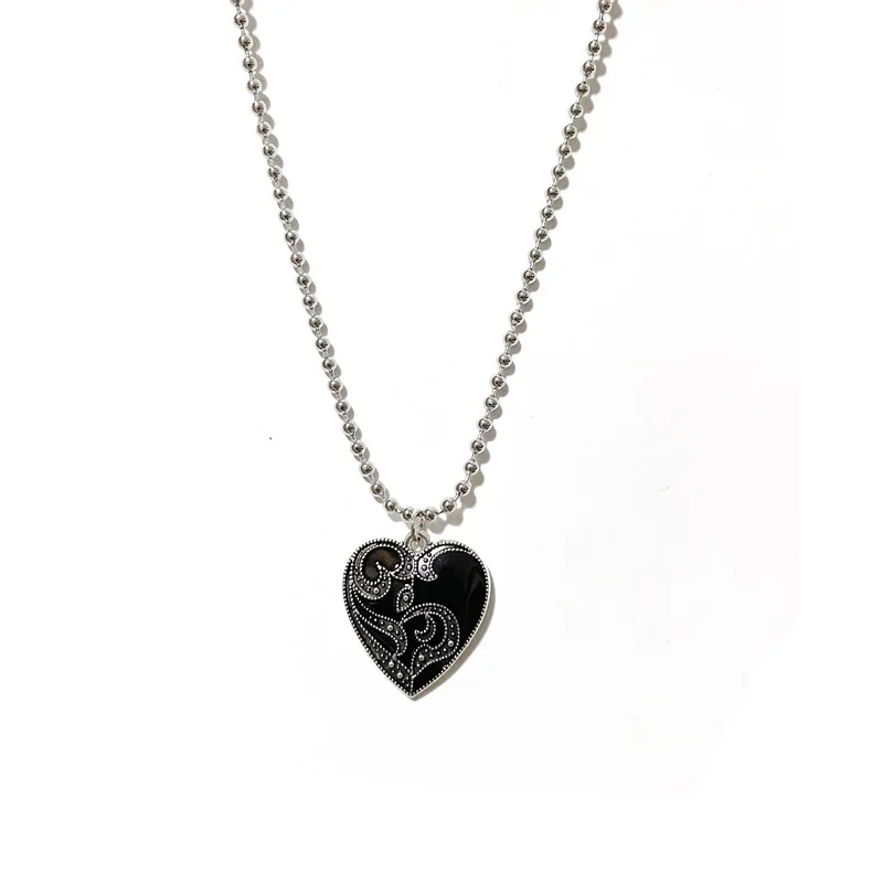 Red Heart Pendant Necklace For Women Girls Halloween Jewelry Fashion Blood Rose Heart-shaped Gothic Mysterious Ladies Necklace