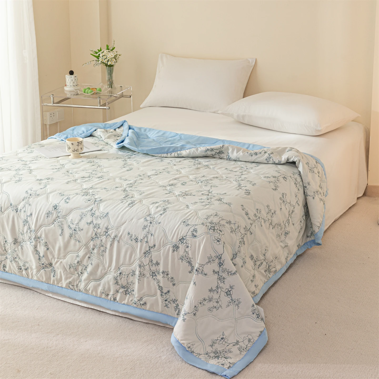 Thumbnail 4 - #82 Compare Comforters Before You Buy