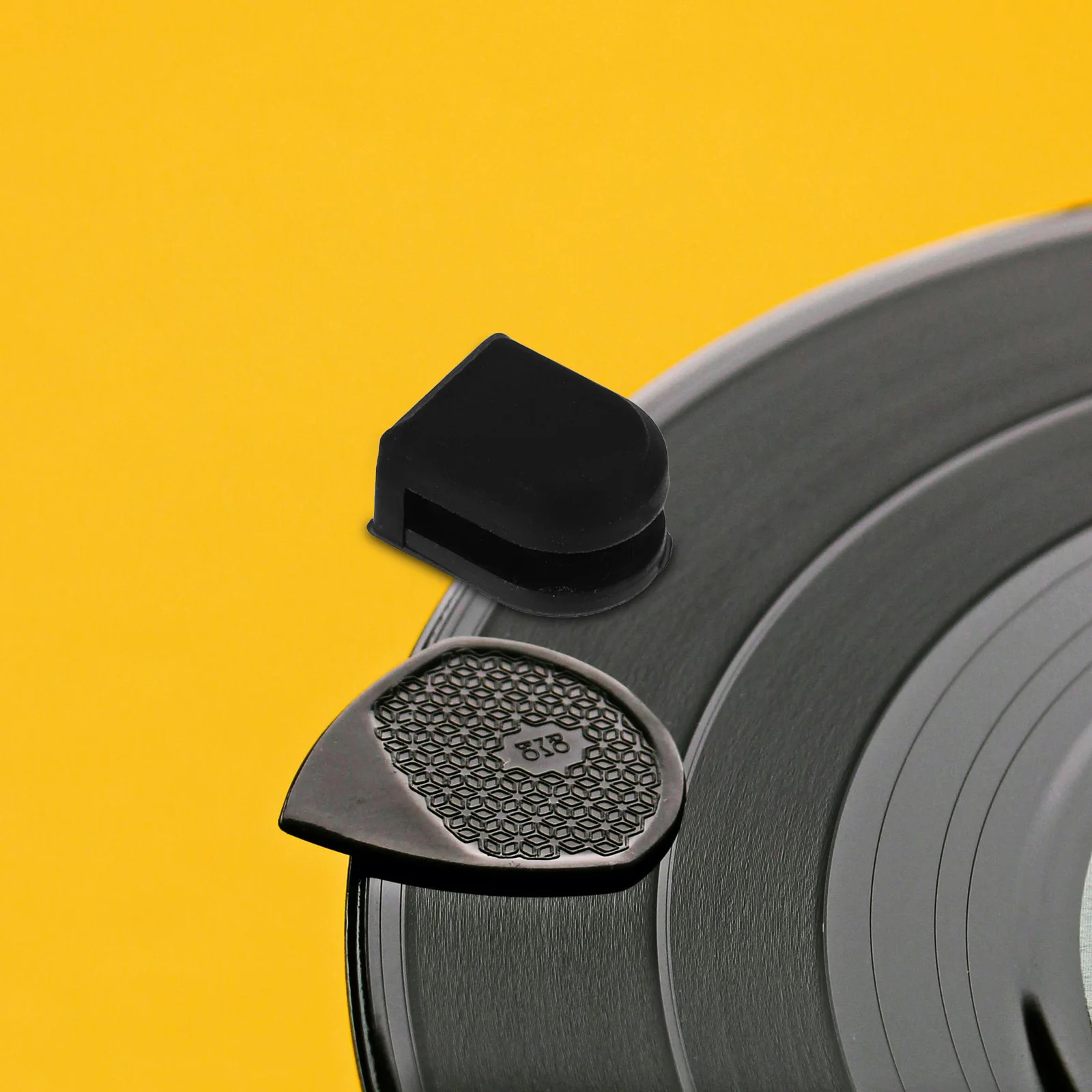 

2Pcs Turntable Shock Absorption Pad Silicone Record Mat for Vinyl Players Improved Sound Quality Mechanical Damping Pads