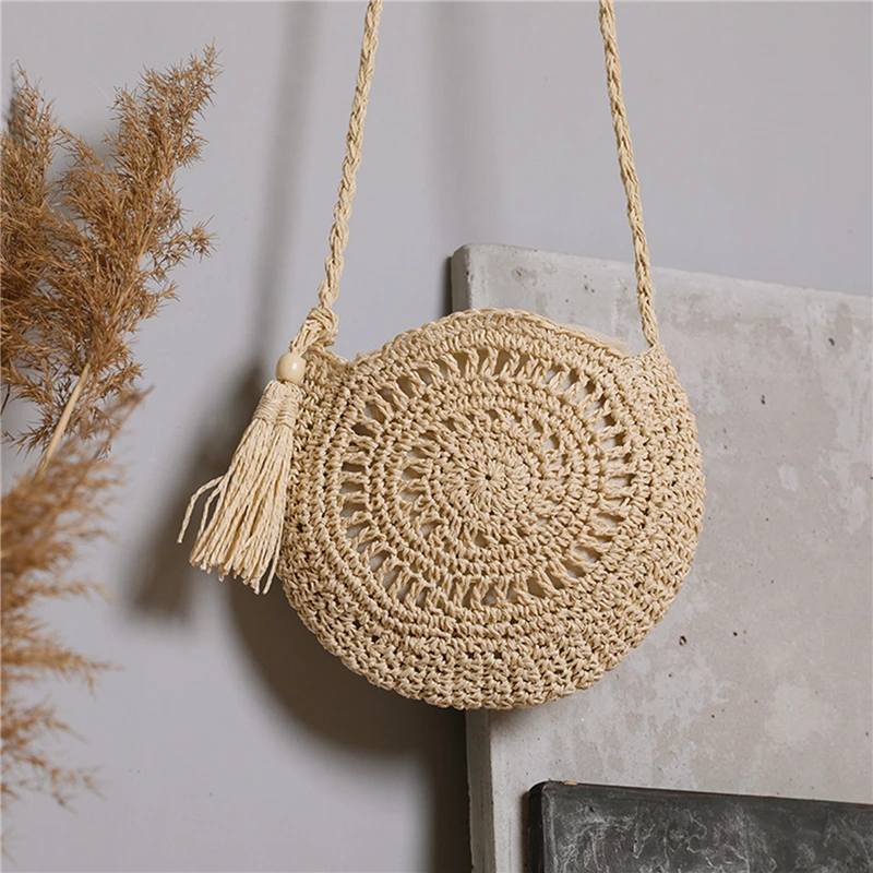 Fashion Round Soft Paper Rope Shoulder Bag Tassel Summer Beach Handmade Crossbody Bags Women Hollow Straw Bag Circle Rattan Bag